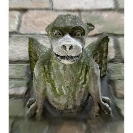 Ferienhaus With Free Parking, 10 Min Walk To Bar Walls