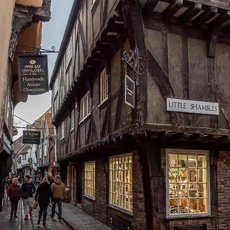 Ferienhaus With Free Parking, 10 Min Walk To Bar Walls York